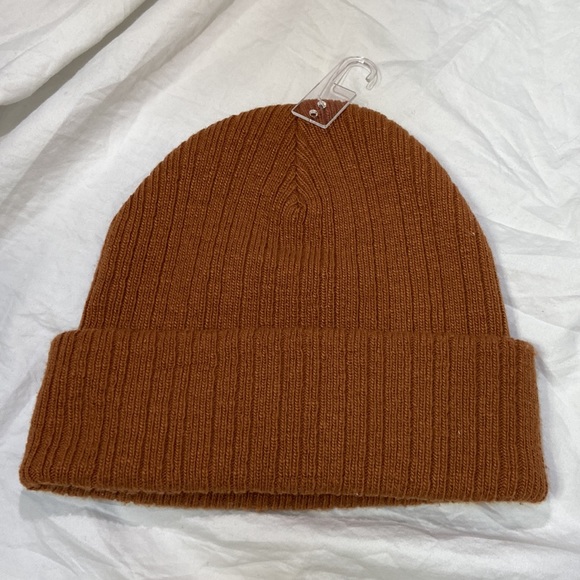 Women’s Wild Fable floral hand-embroidered beanie hat. One size. Handmade by me. - Picture 4 of 8